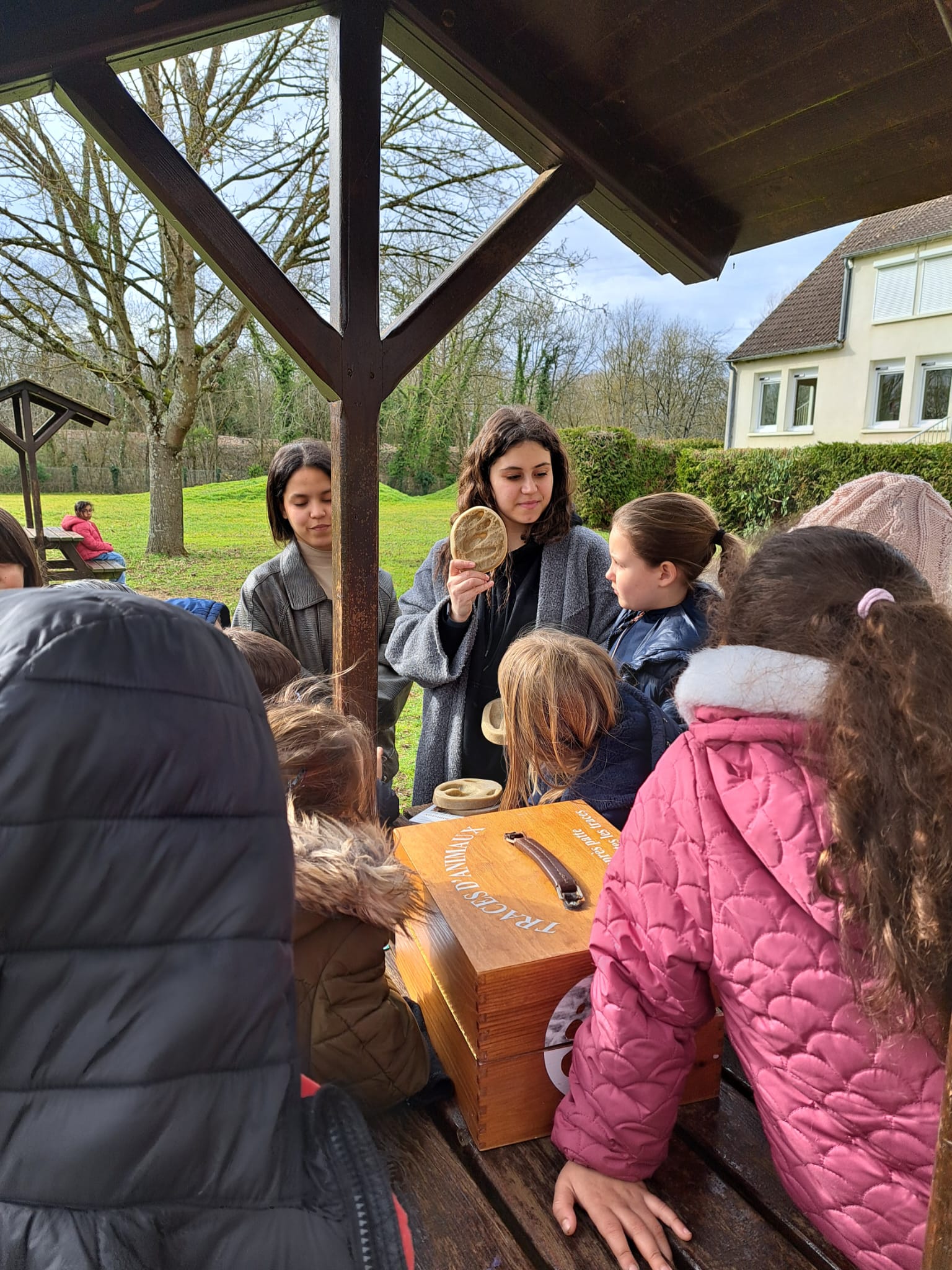 Photo groupe enfant et moniteurs